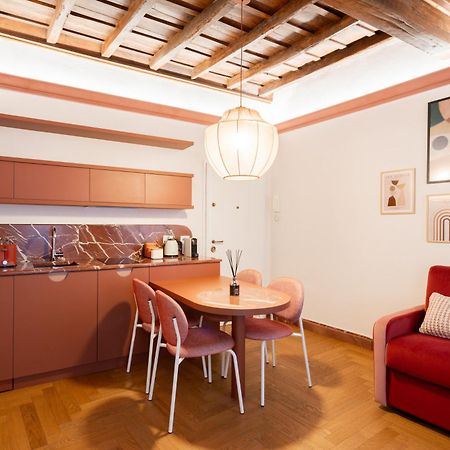 My Trevi Suite & Apartment Рим Экстерьер фото