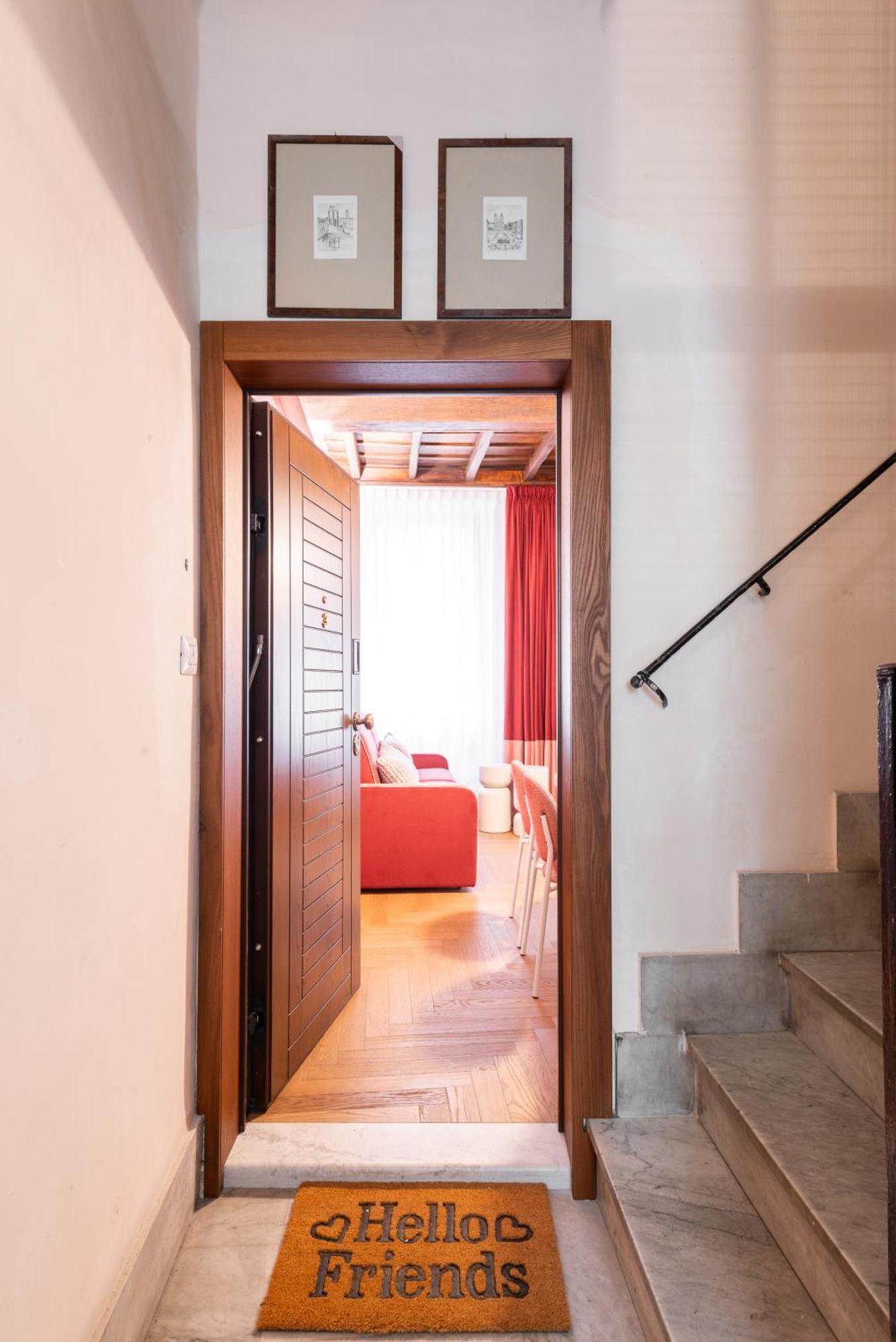My Trevi Suite & Apartment Рим Экстерьер фото