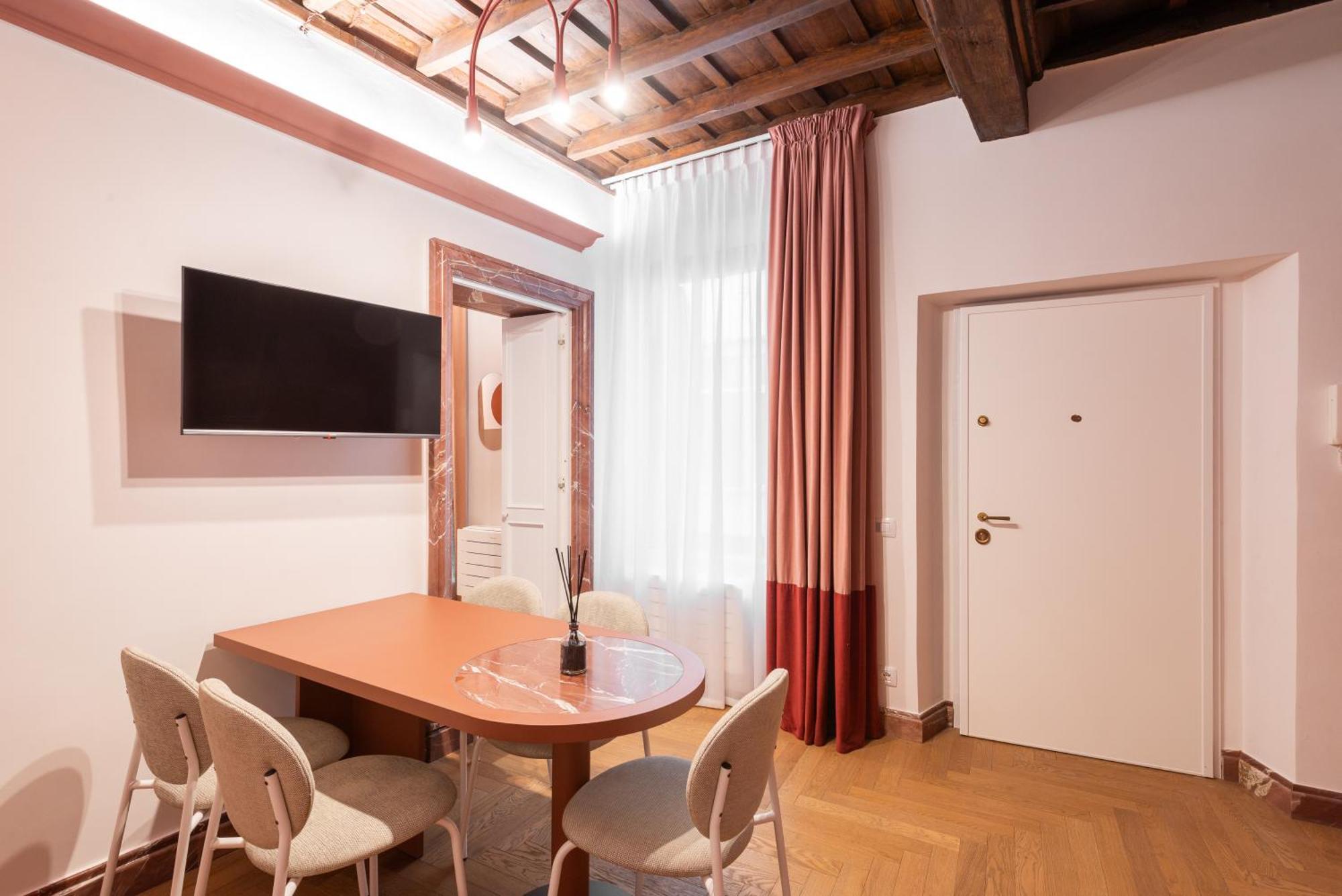 My Trevi Suite & Apartment Рим Экстерьер фото