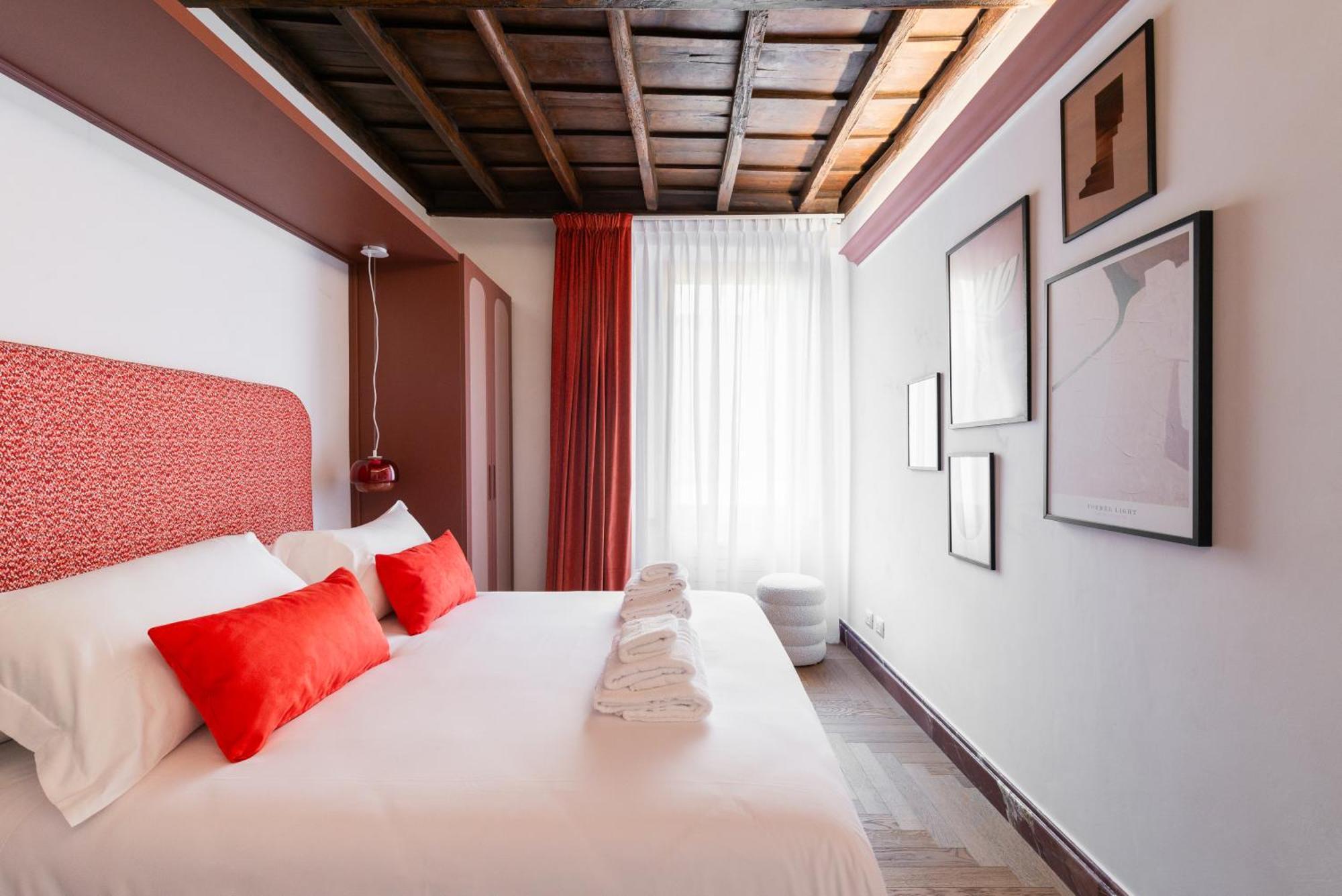 My Trevi Suite & Apartment Рим Экстерьер фото