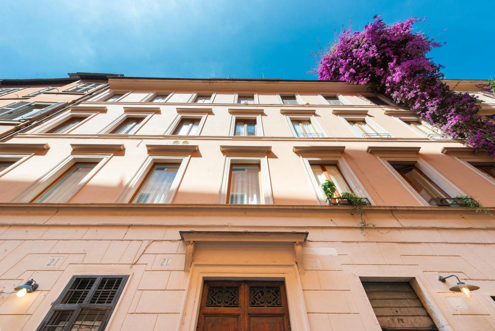 My Trevi Suite & Apartment Рим Экстерьер фото