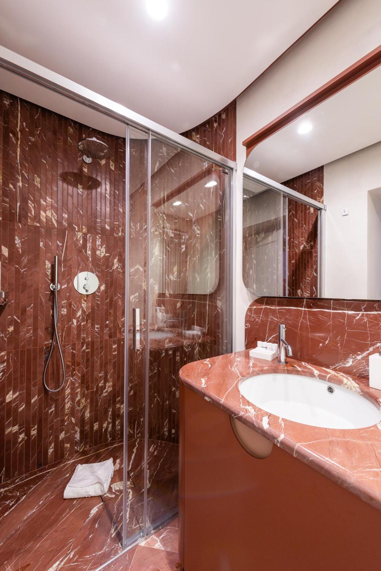 My Trevi Suite & Apartment Рим Экстерьер фото
